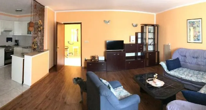 Lena Apartman Baška